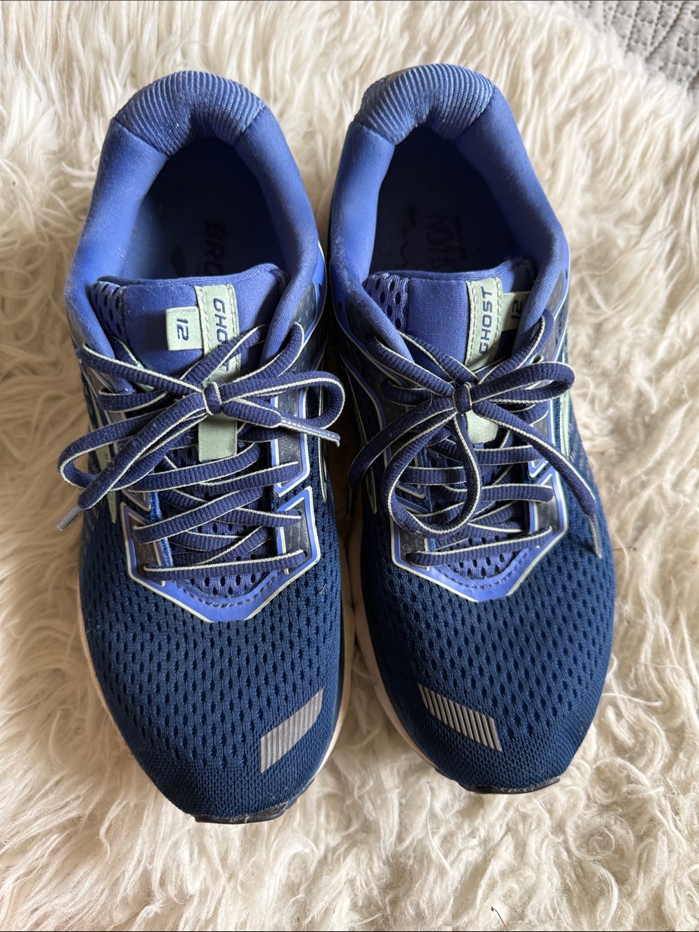 Brooks Navy / Periwinkle Ghost 12 Sneakers 9 - Picture 2 of 9